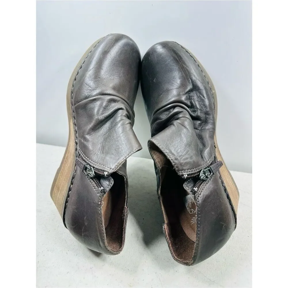 Dansko Sheena Slouchy Wedge Leather 1253107200 Black booties 36-6